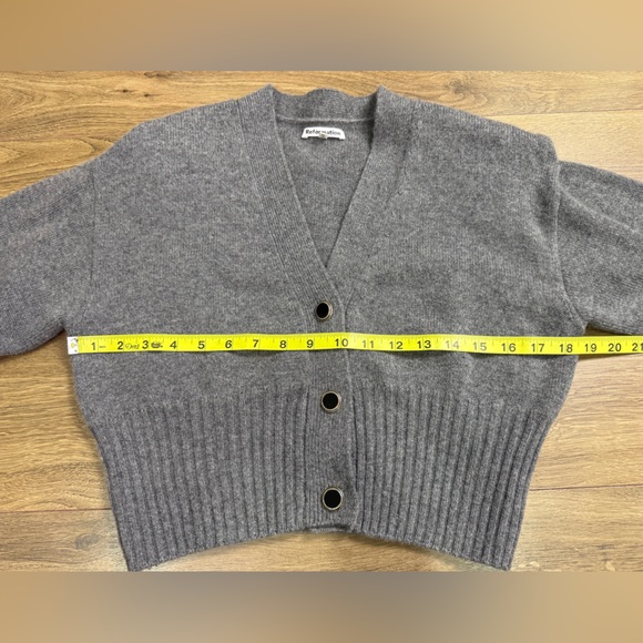 Reformation Hana Ribbed Cropped Cardigan Sweater 100% Cashmere Gray Size Small - Picture 14 of 15